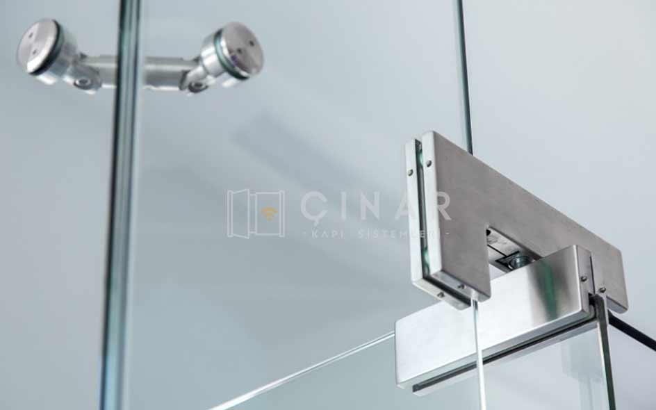 Cam Kapı Üretimi - Çınar Kapı Sistemleri