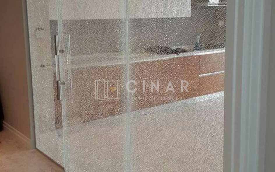 Patlatma Cam Kapı Özellikleri - Çınar Kapı Sistemleri