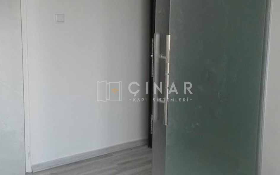 Patlatma Cam Kapı Üretimi - Çınar Kapı Sistemleri