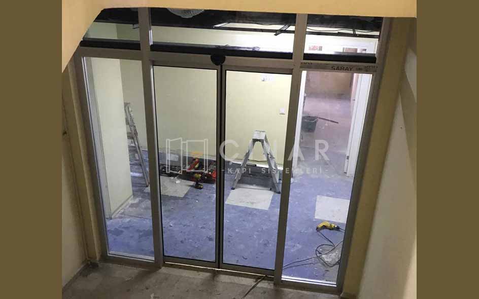 Siyavuşpaşa Otomatik Kapı Sistemi - Çınar Kapı Sistemleri